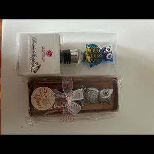 Brand new owl wine stoppers